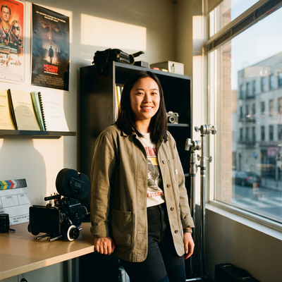 17c一起草导演专家